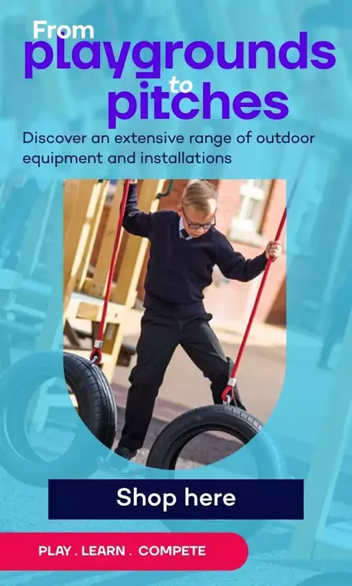 2-play-ground-pitches-mobile-min.png